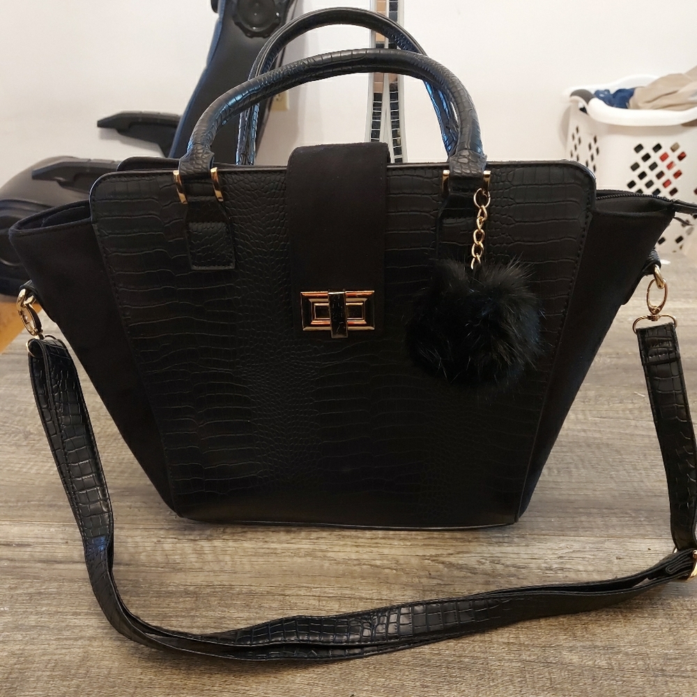 Versatile Purse - image 1